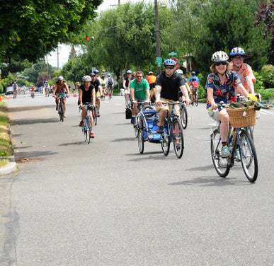 𝐖𝐡𝐲 𝐁𝐚𝐛𝐲 𝐁𝐨𝐨𝐦𝐞𝐫𝐬 𝐀𝐫𝐞 𝐄𝐦𝐛𝐫𝐚𝐜𝐢𝐧𝐠 𝐄𝐥𝐞𝐜𝐭𝐫𝐢𝐜 𝐁𝐢𝐤𝐞𝐬